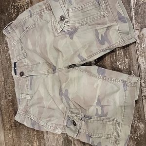 American Eagle Cargo shorts